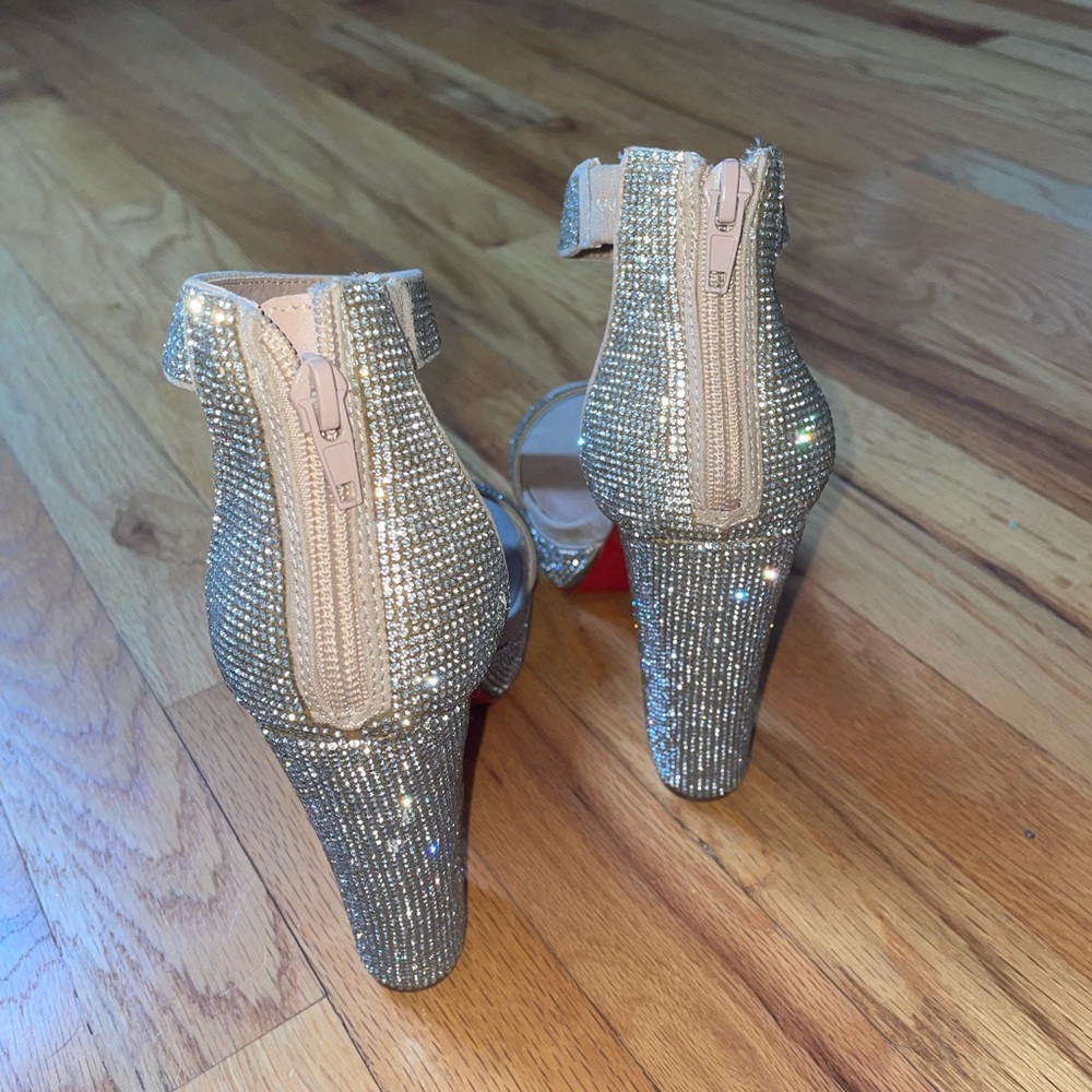 Madden Girl rhinestone embellished suede block heels with red bottoms NEW - Picture 6 of 10